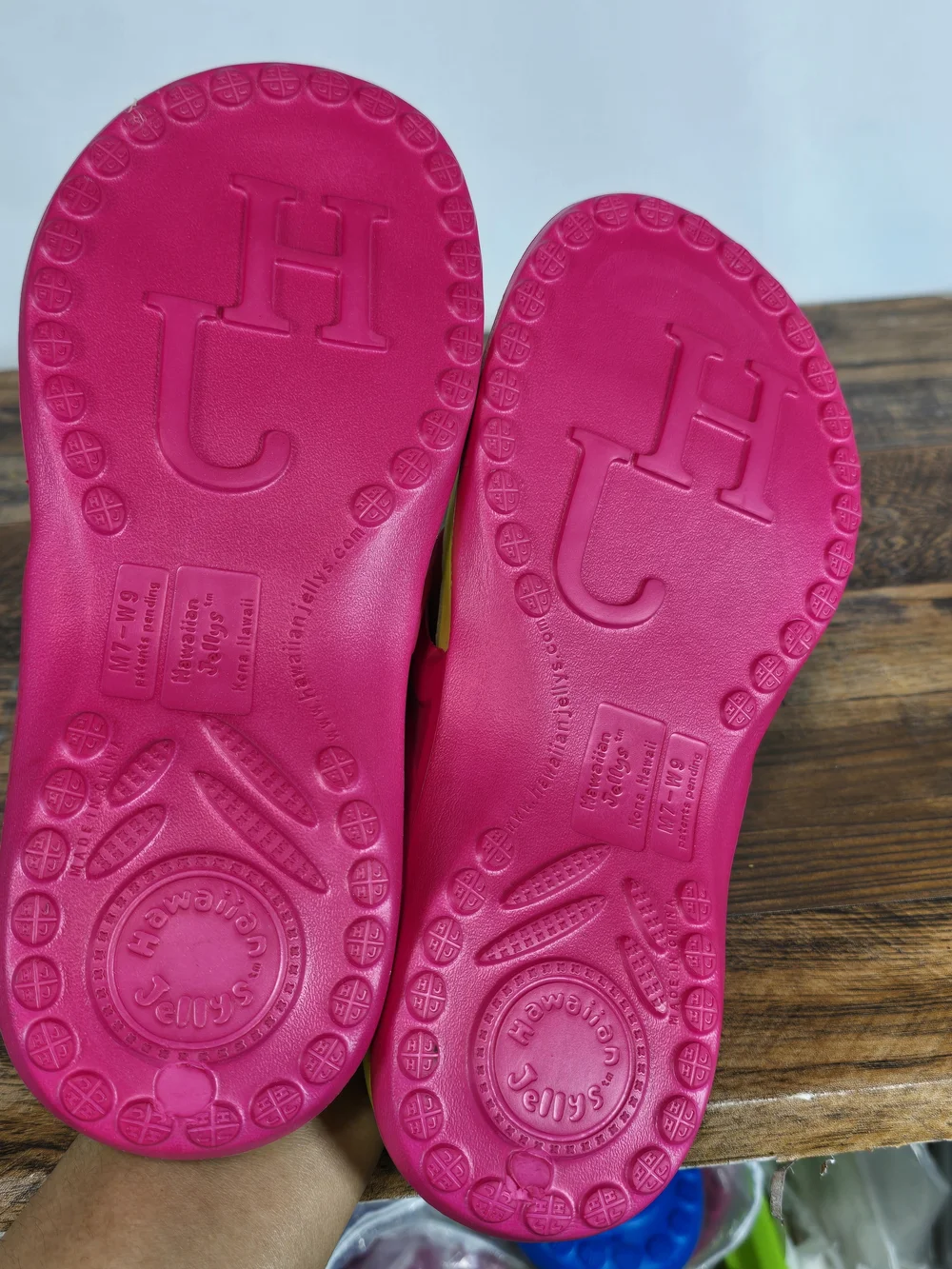 Hawaiian Jellys comfortable women